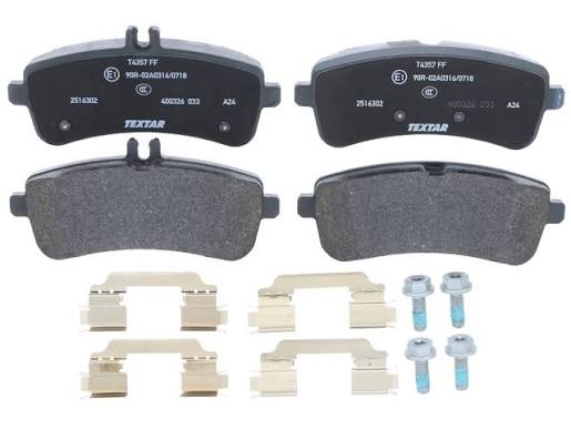 Mercedes-Benz Rear brake pad set0084201120